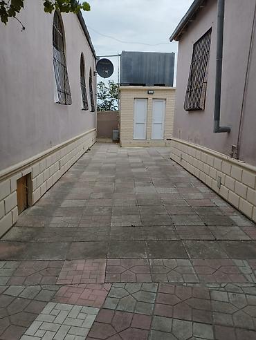 xırdalanda: Xırdalanda 1 otaq, qarşısında yığcam kuxnası olan ev kirayə verilir — 2