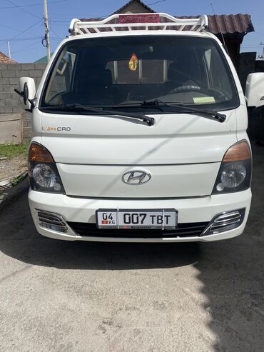 Hyundai: Hyundai Porter: 2012 г., 2.5 л, Механика, Дизель, Универсал