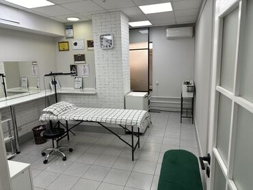 кабинет кушетка аренда: Сдаю Кабинет в салоне, 10 м², Для бровиста, Для визажиста, Для лешмейкера