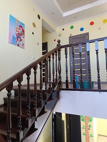 Продажа коттеджей и домов: 6 комнат и более, 240 м², 5 соток, Бишкек, Арча-Бешик ж/м Собственник — 17