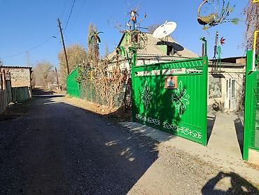 Распашные ворота: Продается дом, в доме четыре комнатыверанда,душ с туалет, есть at lalafo.kg — 2 Распашные ворота: Продается дом, в доме четыре комнатыверанда,душ с туалет, есть — 2