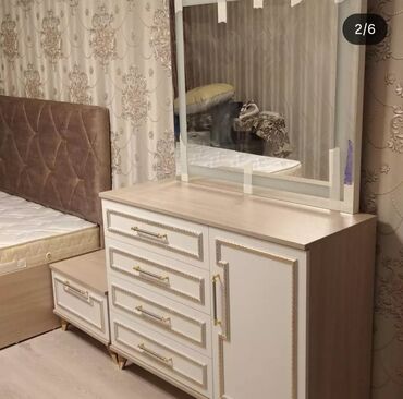 Sifarişlə mətbəx mebeli: Sifarişlə mətbəx dəsti, Özü çəkən petlələr, Parlaq laminat, Kredit yoxdur, Ödənişli çatdırılma — 20