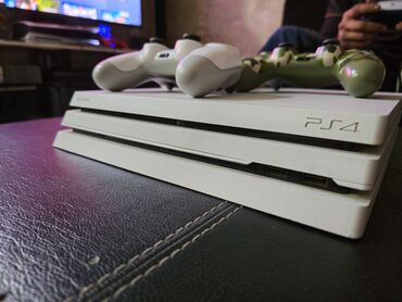 ipad 7 ci nesil: Sony PlayStation 4 Pro (ağ rəng) oyun konsolu prablemsiz konsoldu