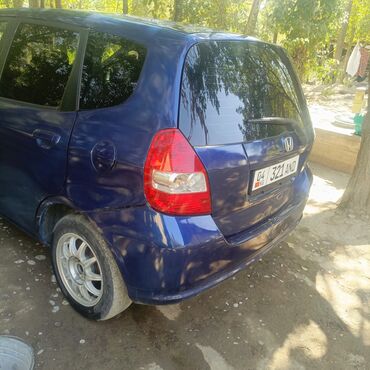 движок на пассат: Honda Fit: 2002 г., 1.3 л, Автомат, Бензин, Хетчбек