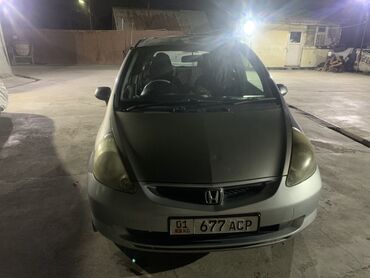 срочно срочно продаю машина: Honda Fit: 2004 г., 1.3 л, Автоматтык, Бензин, Хетчбек