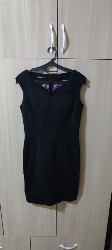 платье футляр с кружевом: Вечернее платье, Классическое, Средняя модель, Без рукавов, S (EU 36), M (EU 38)