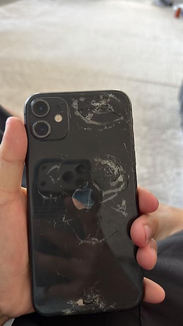 htc one: IPhone 11, Б/у, 128 ГБ, Черный — 1
