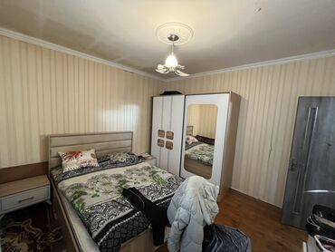 Həyət evləri və villaların satışı: Satılır: həyətli şəxsi ev -Binə məmmədhüseyinov 27 -3 sot daxilində 2 — 7