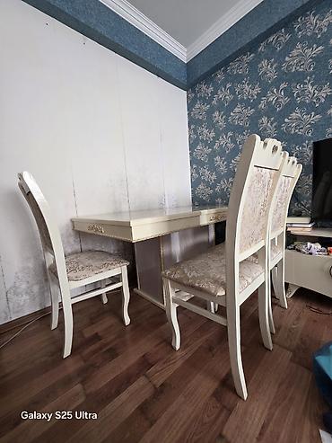 stol stul: Klassik üslubda qonaq otağı mebel dəsti Tərkibi: - Yemək masası — 3