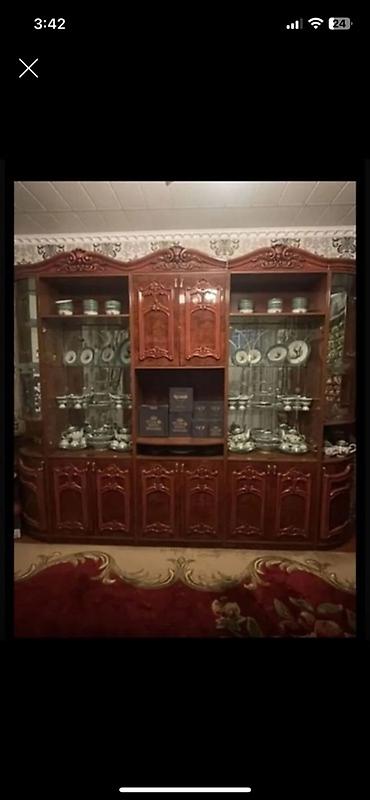 fire maple: Классическая стенка-витрина из массива в стиле барокко/неоклассика — 1