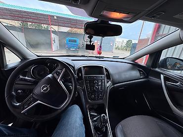 opel astra unversal: Avtomobil yaxşı vəziyyətdədir Mator karopka qranatlar hamsi yaxsidr — 4