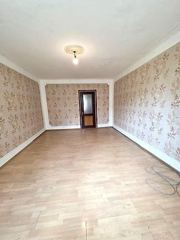 bayilda heyet evi: İcarəyə verilir 3 otaqlı köhnə tikili 72 m², Qara Qarayev m. 649 — 3