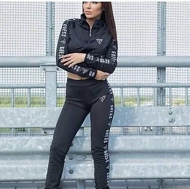 Gornji i donji deo: Ženska komplet trenerka S M L XL 2XL Cena 3000 din — 1