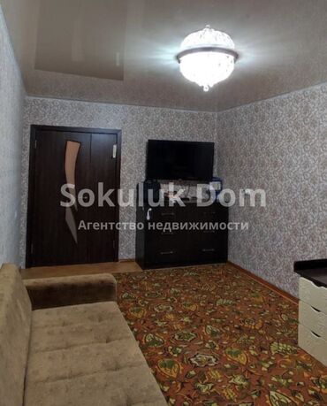 румынский мебель: Продается межкомнатная дверь. Цена договорная. Находится в Сокулуке