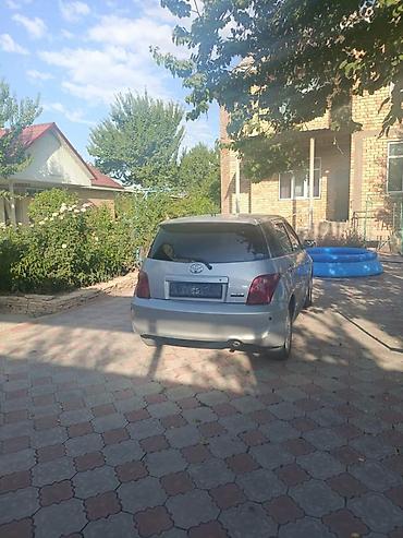 japan cargo: Toyota Ist: 2004 г., 1.5 л, Автомат, Бензин — 3