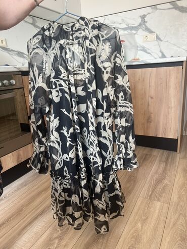 Повседневное платье, Мини, Valentino, M (EU 38), L (EU 40)