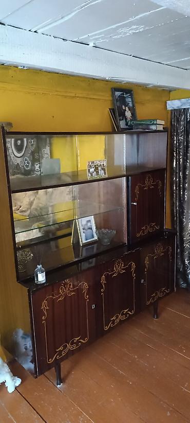 qapı dayandırıcı: Vitrinli şkaf – retro dizayn - Material: ağac korpus, tünd qəhvəyi — 2