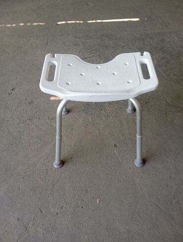 прокат детских колясок: Продаю стульчик для пожилых людей для душа и ванной Титановый Цена