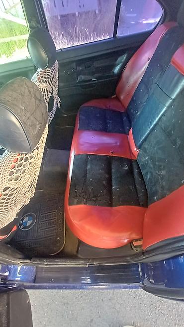 mercedes s class 220: BMW 3 series: 1.8 l | 1993 il Sedan — 5