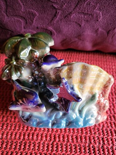 Ostali kućni dekor: Porcelanska nova figura za jaje cuvarkucu,delfini — 3