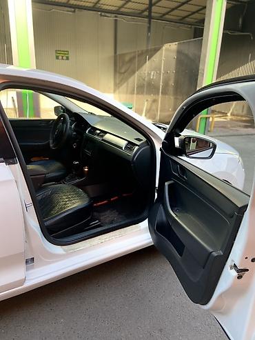 06 шоха: Skoda Rapid: 2016 г., 1.6 л, Автомат, Седан — 6
