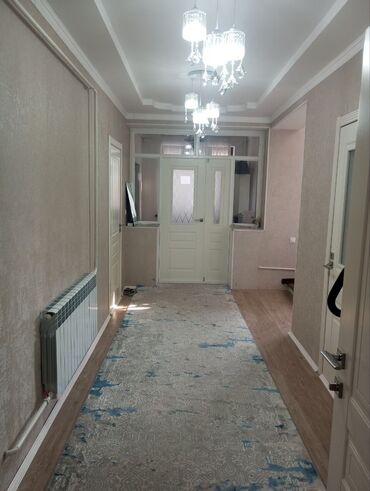 Посуточная аренда домов: 150 м², 5 комнат, Балкон застеклен at lalafo.kg — 14 Посуточная аренда домов: 150 м², 5 комнат, Балкон застеклен — 14