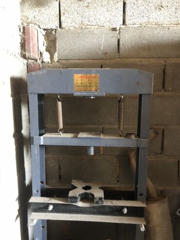 односпальный кравать: Пресс станок ЧПУсуз, Гидравликалык