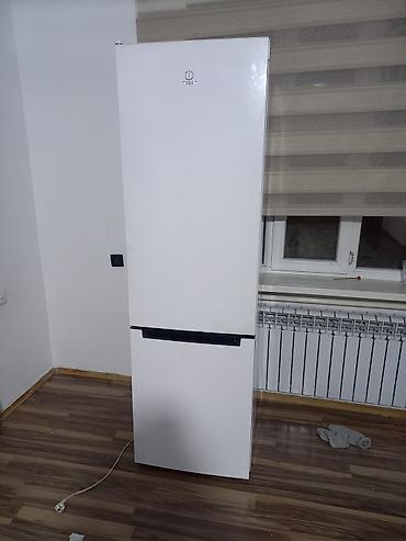 indesit: Холодильник Indesit, Б/у, Двухкамерный — 2