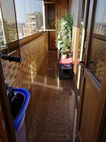 Köhnə tikili: Bakı, Yeni Günəşli Massiv D, 5 otaqlı, Köhnə tikili, 110 kv. m — 1