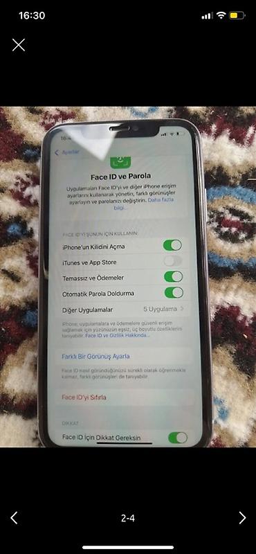əlim yandi auto: IPhone 11, 128 GB, Face ID — 3