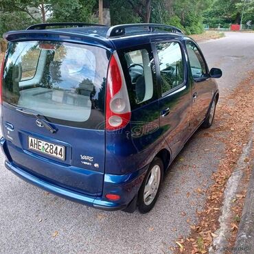Toyota: Toyota Verso: 1.3 l. | 2002 έ. Χάτσμπακ — 3