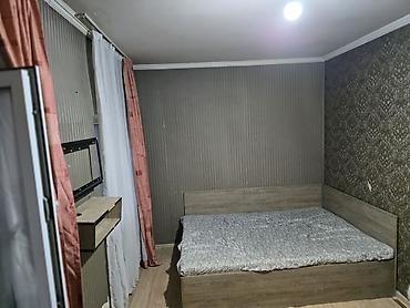 сдаю кушетку в аренду: Сдаётся небольшой домик рн Ак Босого, рядом школа. Есть кухня, душ — 1