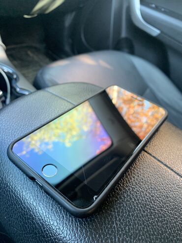 айфон 7 цена in Кыргызстан | APPLE IPHONE: IPhone 7 Plus | 128 ГБ | Черный (Jet Black) Б/У | Отпечаток пальца