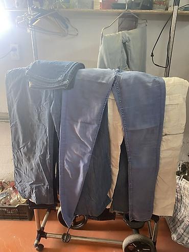 Джинсы: Джинсы из плотного денима, голубой и синий оттенки (две пары на фото) — 25