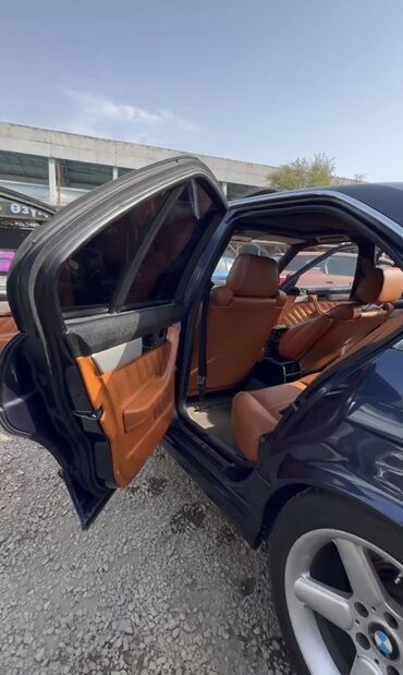 BMW: BMW 5 series: 1989 г., 3 л, Механика, Бензиновая, Седан — 9