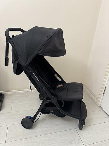 Продается легкая прогулочная коляска Mountain Buggy Складывается в