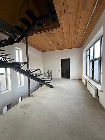 Продажа коттеджей и домов: Срочно 🚨 Продается 2 ОСОБНЯК 📍Район Арча Бешик 📍Комната <10 📍Сотх at lalafo.kg — 7 Продажа коттеджей и домов: Срочно 🚨 Продается 2 ОСОБНЯК 📍Район Арча Бешик 📍Комната <10 📍Сотх — 7