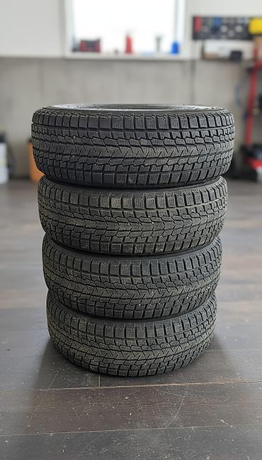 2156516: Шины 235 / 65 / R 17, Зима, Б/у, Комплект, Легковые, Япония, Dunlop — 1