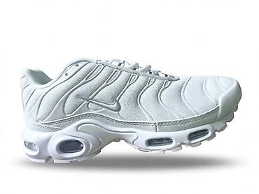 ld plavi: Nike Air Max Plus (TN) – bele patike - Ikoničan “Tuned Air” dizajn sa — 1