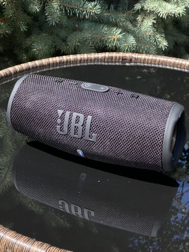 колонки jbl: Мощная колонка JBL! 
Вотсап: +42