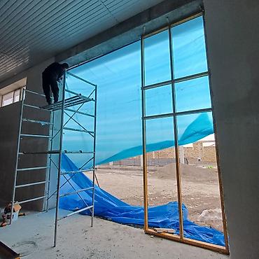 Готовые пластиковые окна: Пластик эшик терезелер МОСКИТНЫЕ СЕТКИ термо тёплая серия фасадное — 30