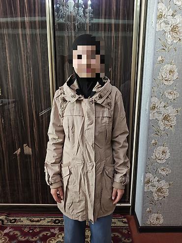 Женская одежда: Женская зимняя парка, ярко‑красного цвета, длина до колена. Новая не — 4