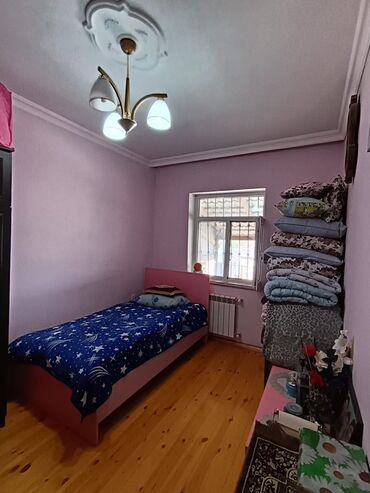 Həyət evləri və villaların satışı: 3 otaqlı, 6 kv. m, Kredit yoxdur, Orta təmir — 26