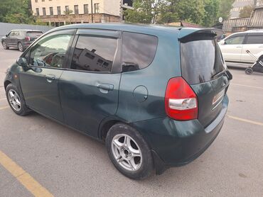 Honda: Honda Jazz: 2003 г., 1.3 л, Механика, Бензин