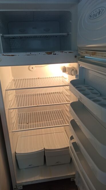 токмок холодилник: Муздаткыч Nord, Колдонулган, Эки камералуу, De frost (тамчы), 60 * 140 * 60