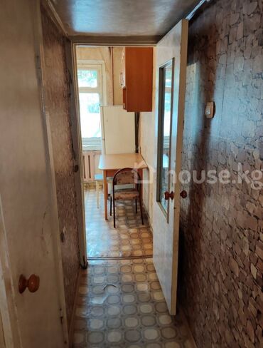 дешевые квартиры в оше: 1 бөлмө, 32 кв. м, 104-серия, 1 кабат, Косметикалык ремонт