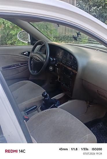 на нубиру: Daewoo Nubira: 1999 г., 1.6 л, Механика, Бензин, Седан — 3