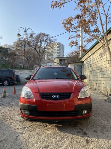 Kia: Kia Rio: 1.4 l | 2005 il Hetçbek