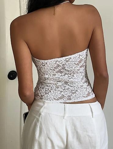 pul kisələri: Ağ rəngli krujeva strapless top - Model: boru kəsimli, çiyin və ətək — 2