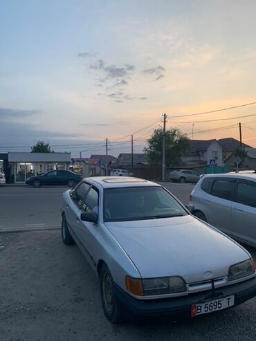 Ford: Ford Scorpio: 1986 г., 1.8 л, Механика, Бензин, Хэтчбэк